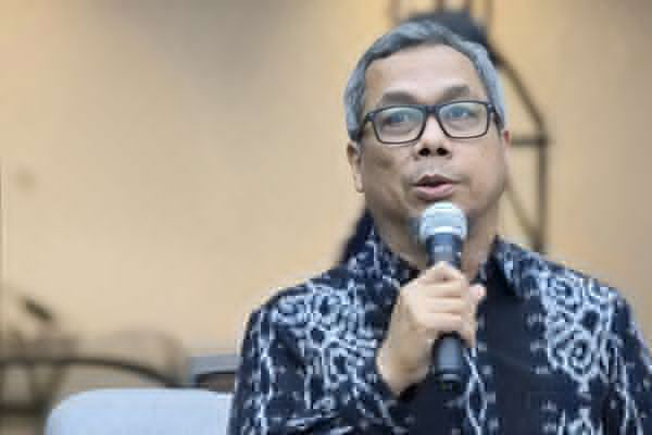 Usman Kansong Mundur dari Kominfo, Minta Pers Tetap Kritis